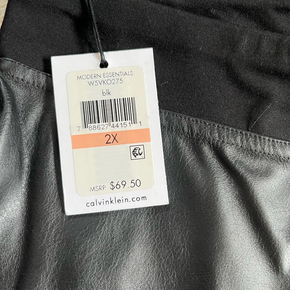Womens plus size .. 2x selling for a customer